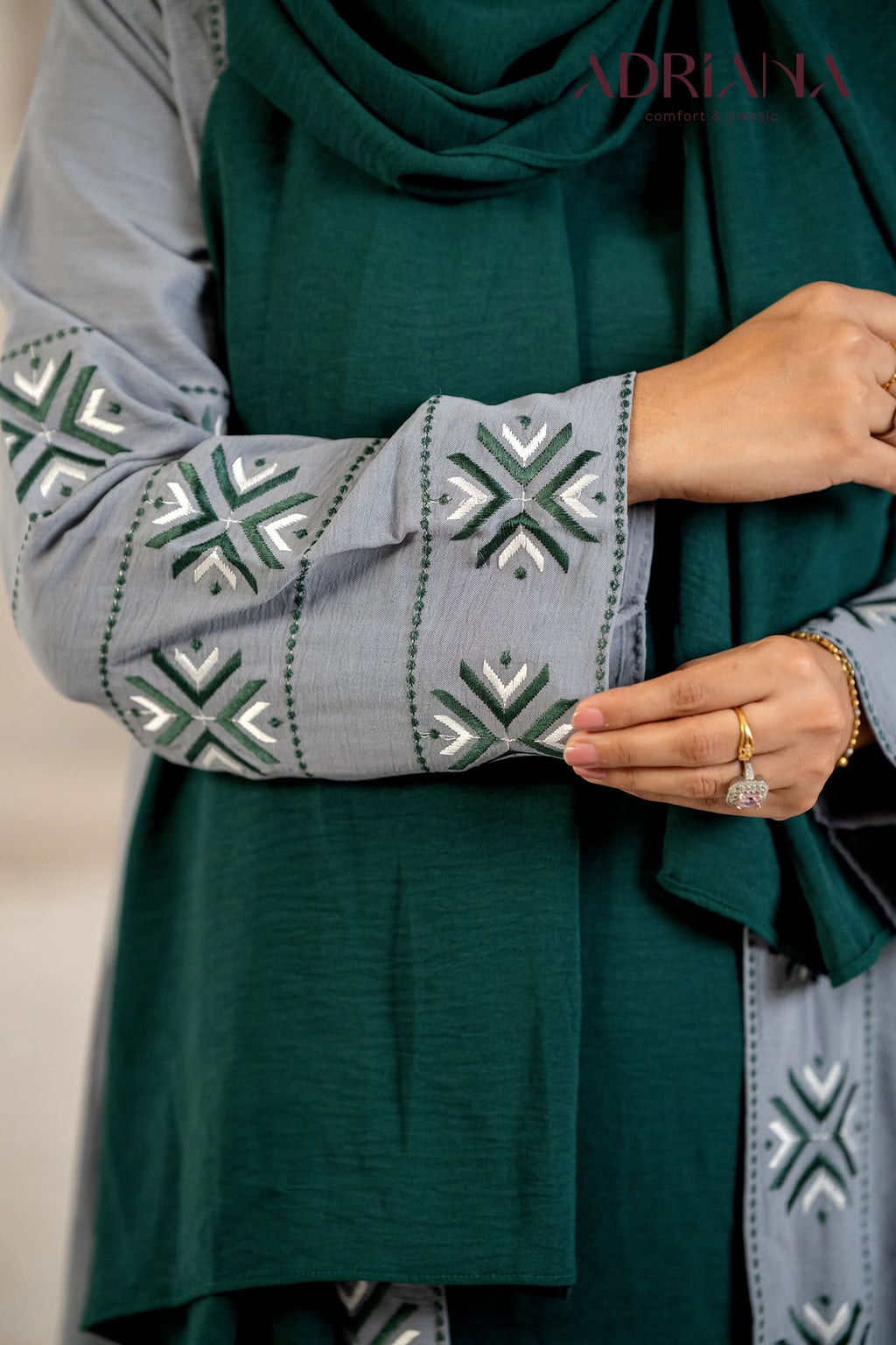 Luxury Embroidered Kimono Shrug Set | Code: CS 129