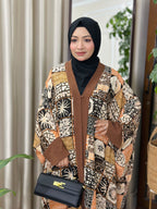 Comfortable Modest Cape |CMC 06
