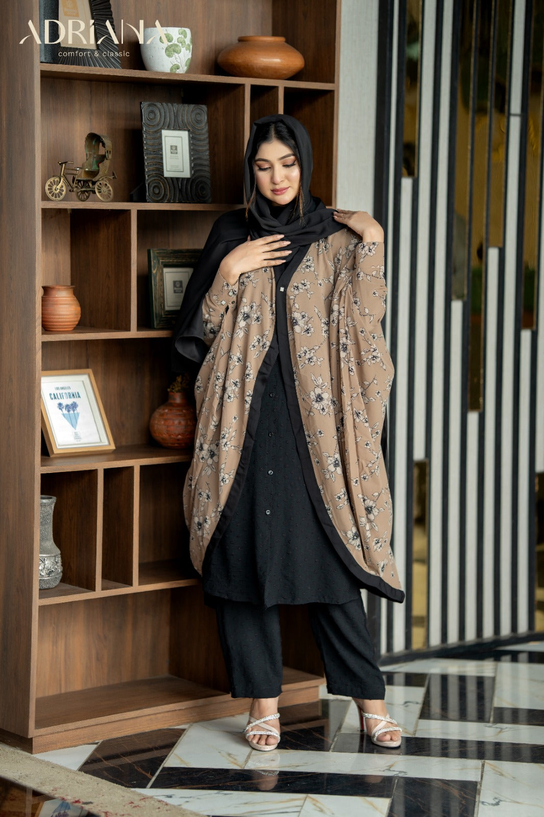 Comfortable Modest Cape |CMC 02