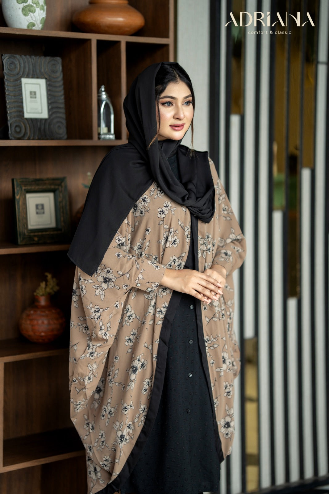 Comfortable Modest Cape |CMC 02