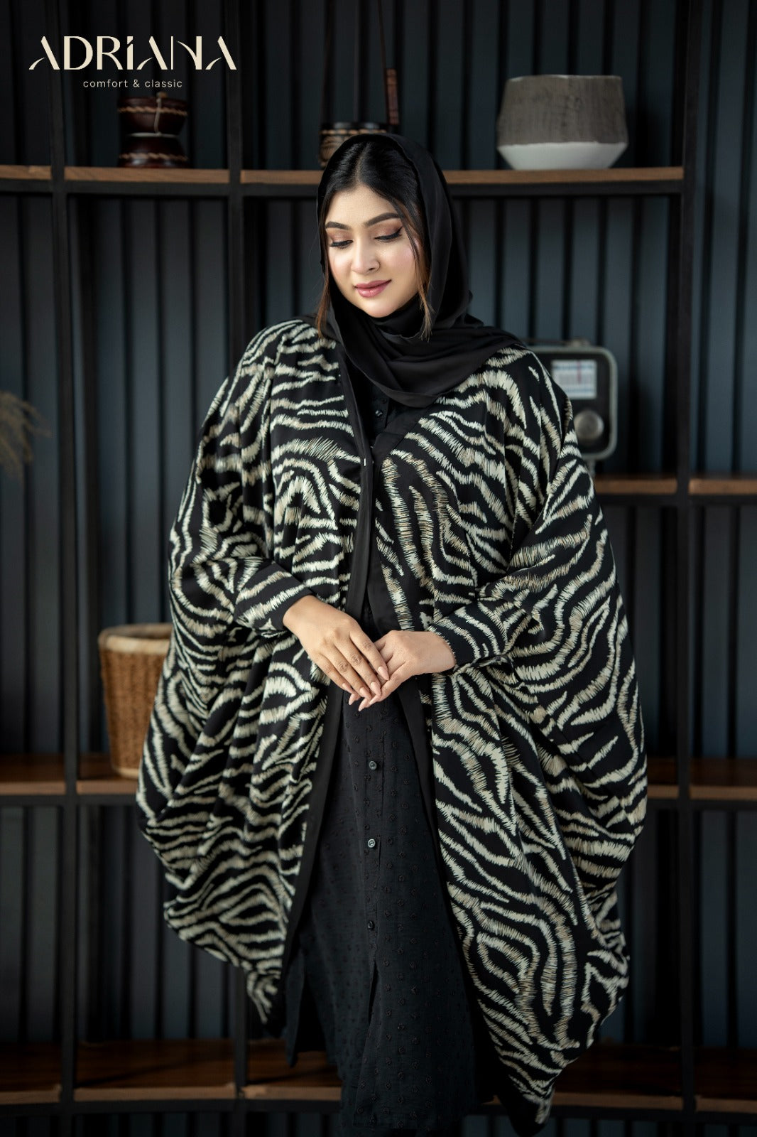 Comfortable Modest Cape |CMC 05