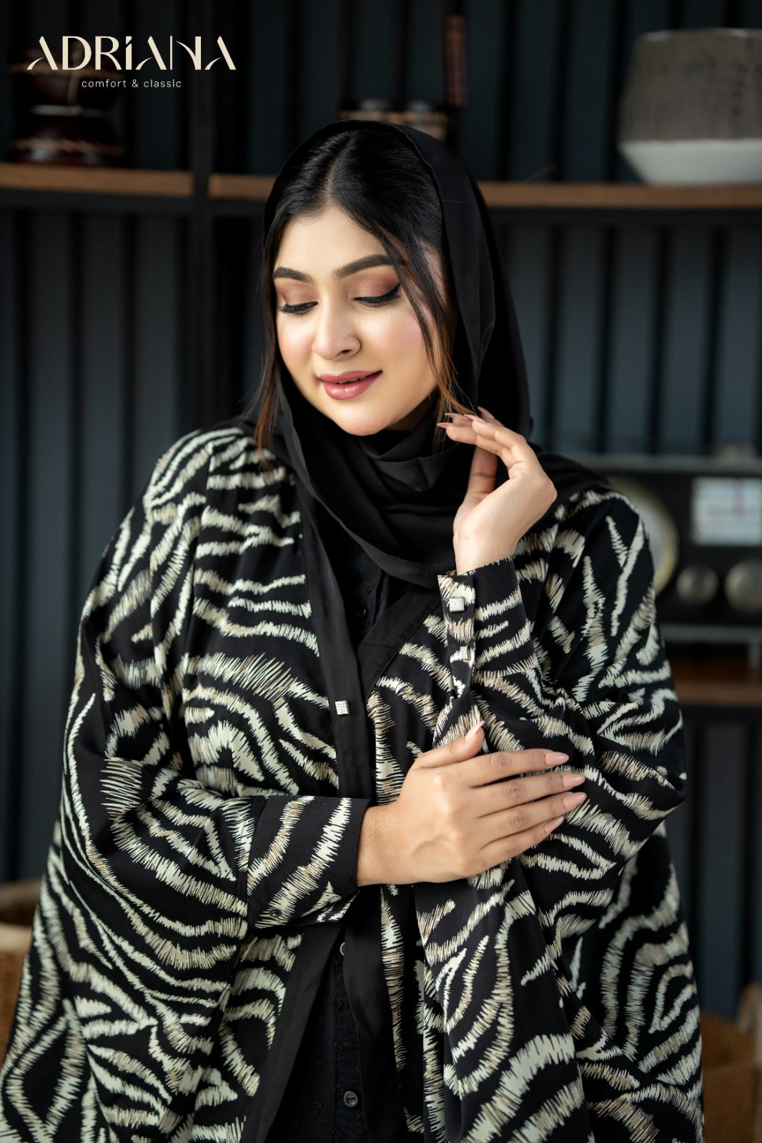 Comfortable Modest Cape |CMC 05