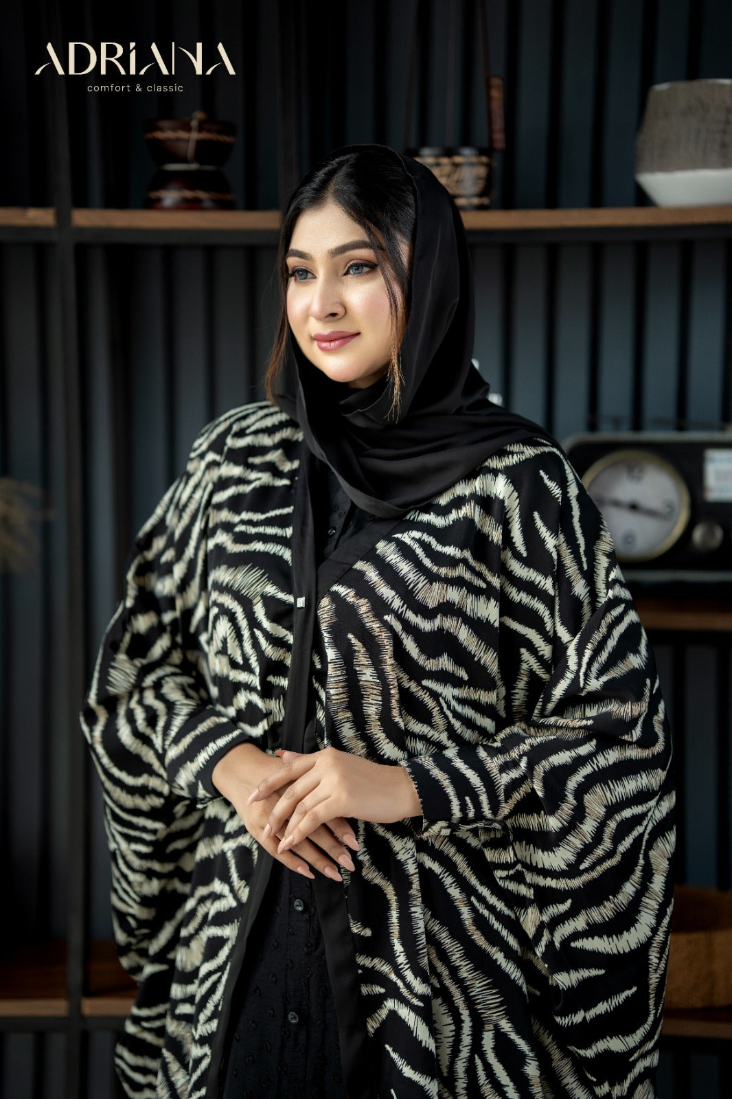 Comfortable Modest Cape |CMC 05